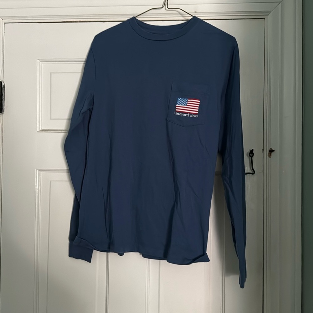 Vineyard Vines long sleeve tshirt